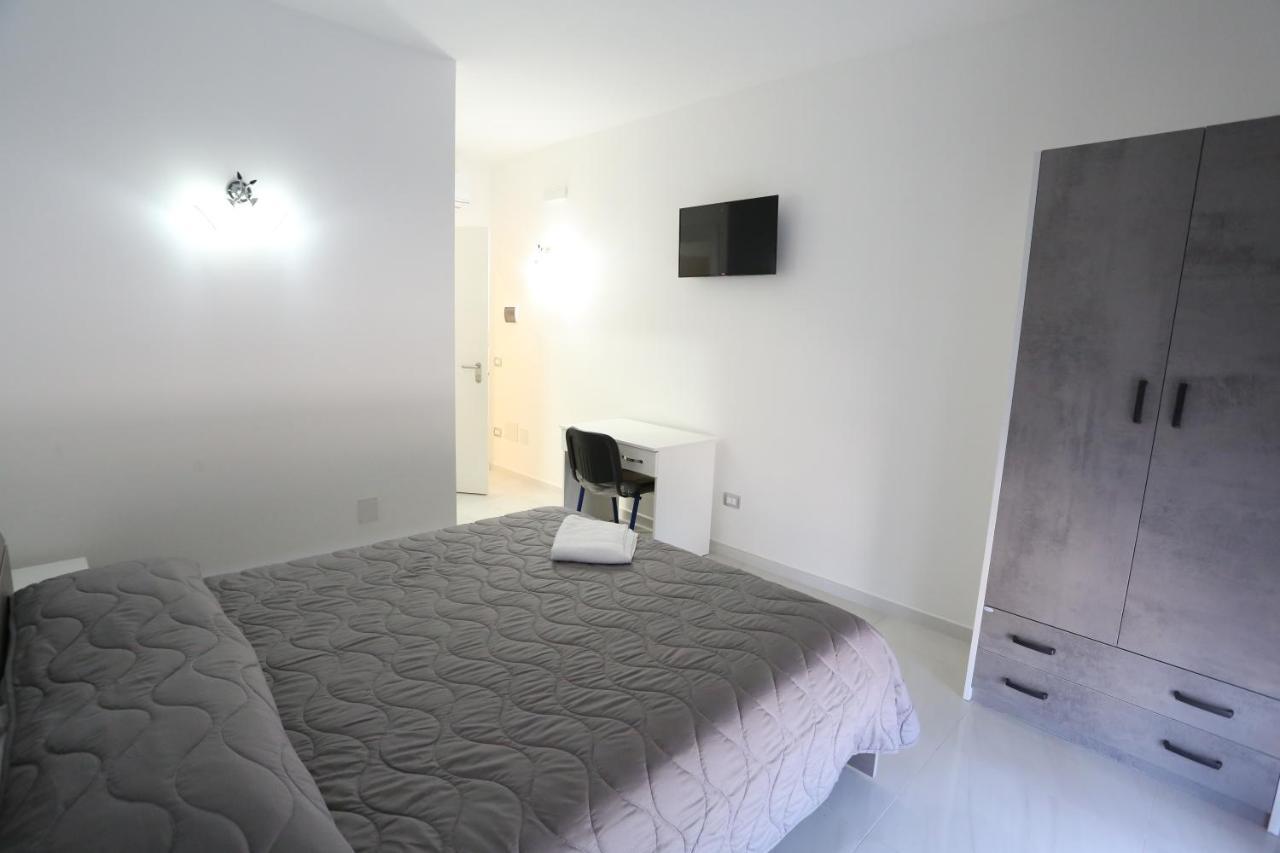 Il Giglio Otel Castel Volturno Dış mekan fotoğraf